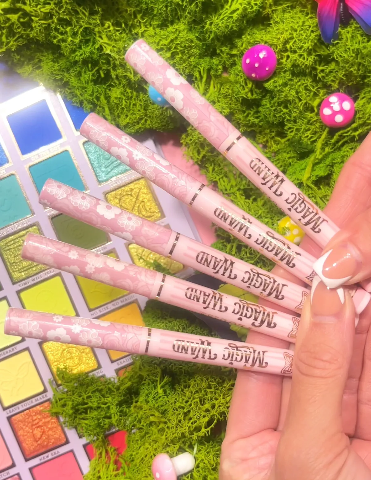 P. Louise P.Louise Magic Wand Duochrome Pencil- Liner